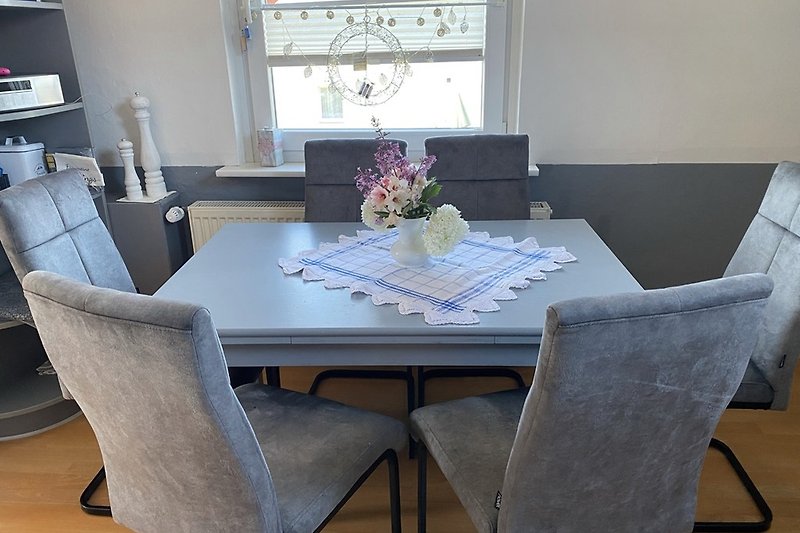 Wohnbereich der Maisonette-Wohnung